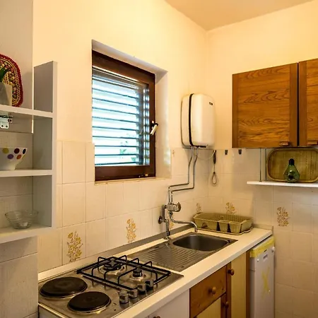 Rosa Apartment