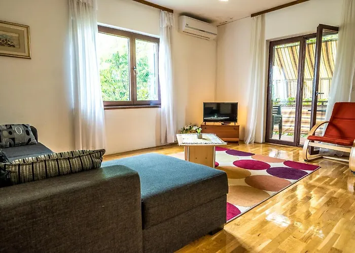 Rosa Apartament Turanj